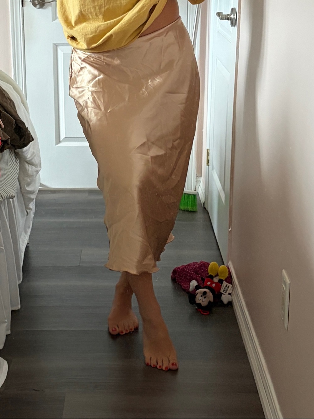 Women's Satin Midi Slip Skirt in Champagne